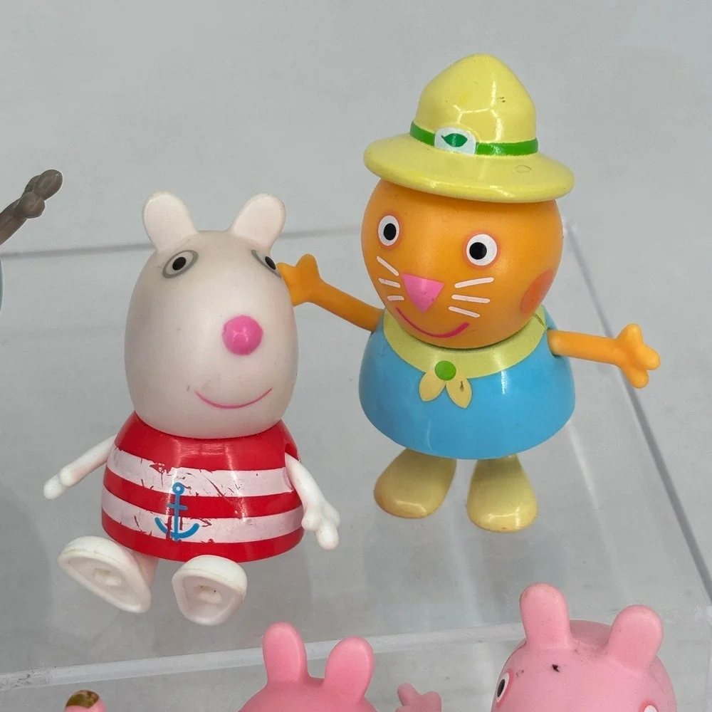 Peppa Pig Lot of 9 Action Figures Vehicle Mixed Replacements Cake Toppers Toys